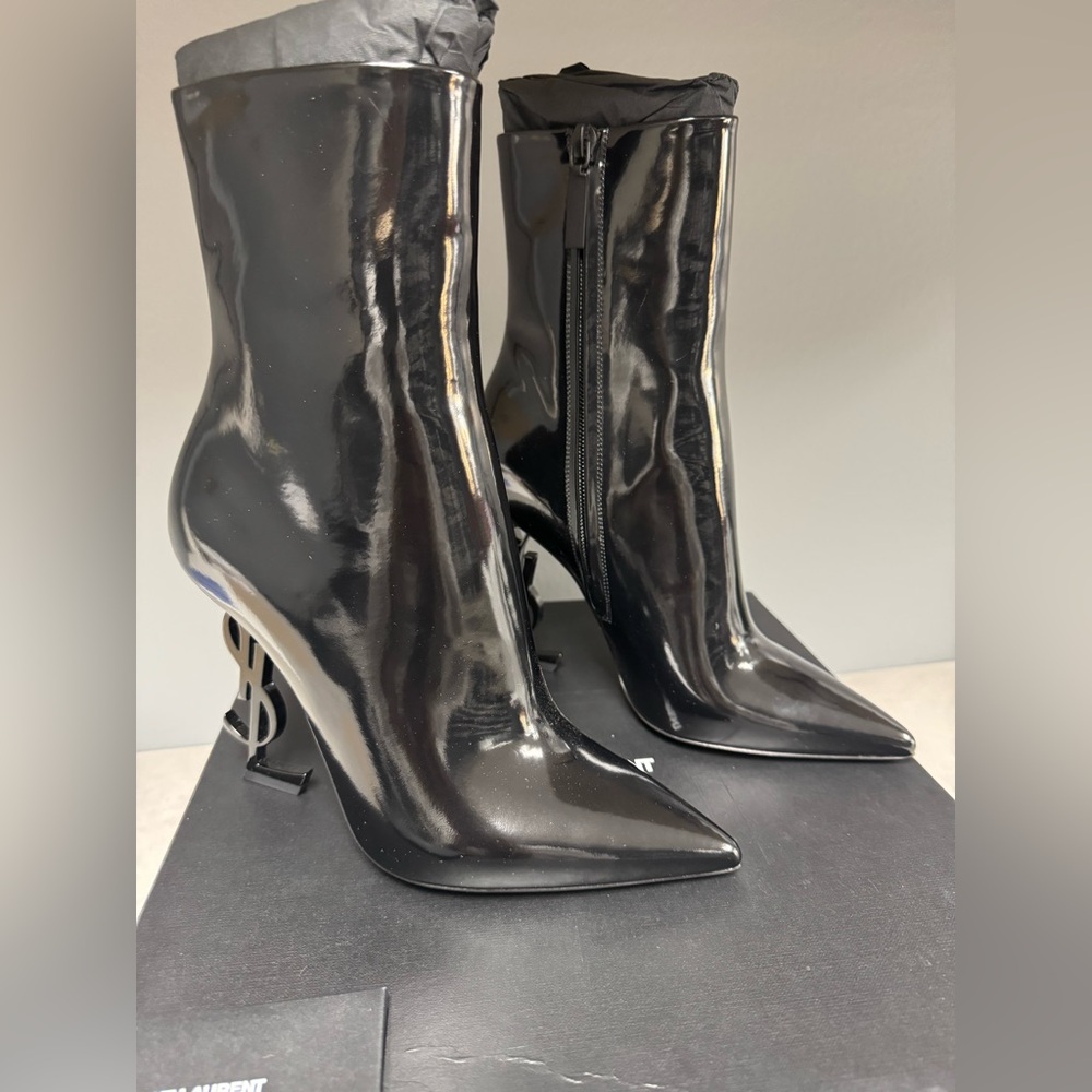NIB- Saint Laurent Opyum 110 Shiny Black patent leather ankle Boots - Picture 6 of 11
